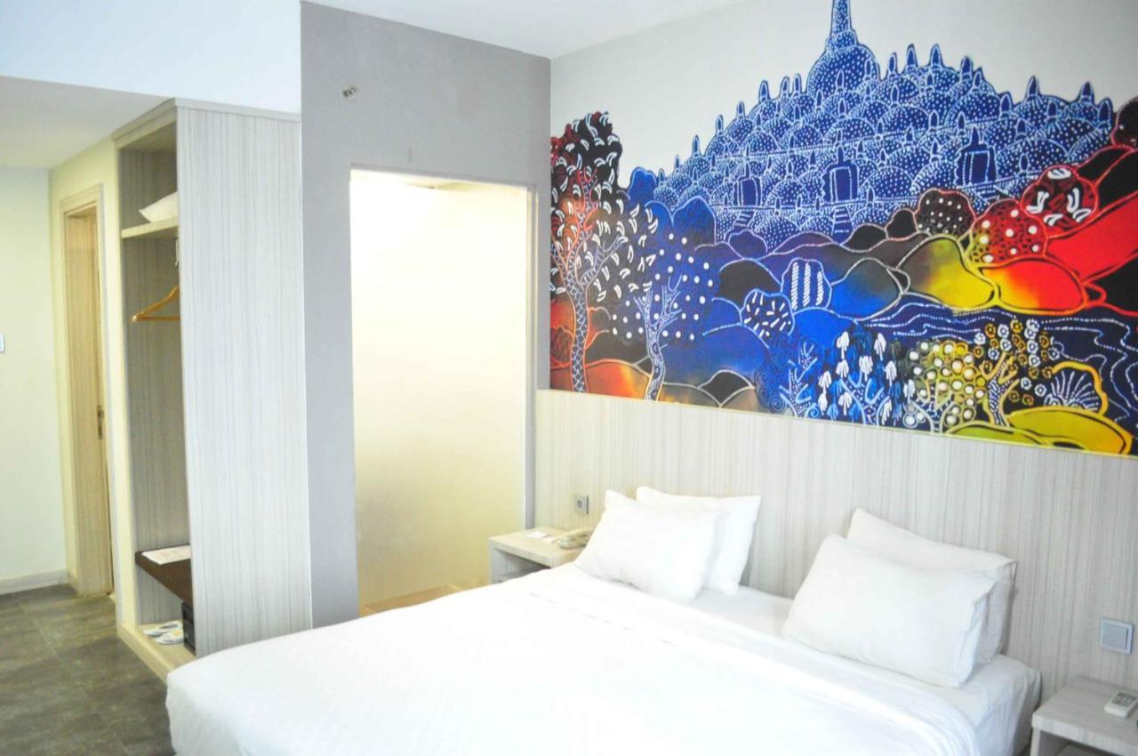 Grand Kolopaking Hotel Kebumen Exterior foto