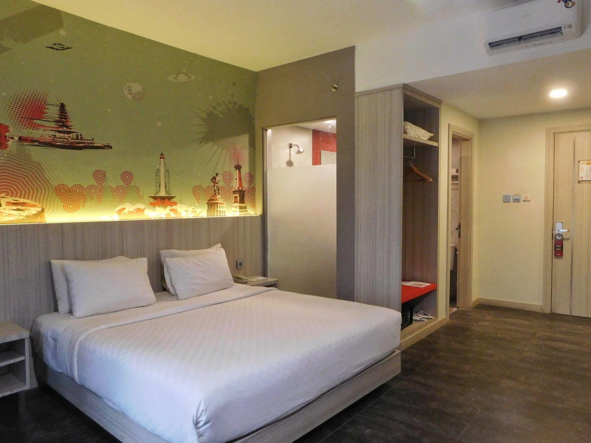 Grand Kolopaking Hotel Kebumen Exterior foto